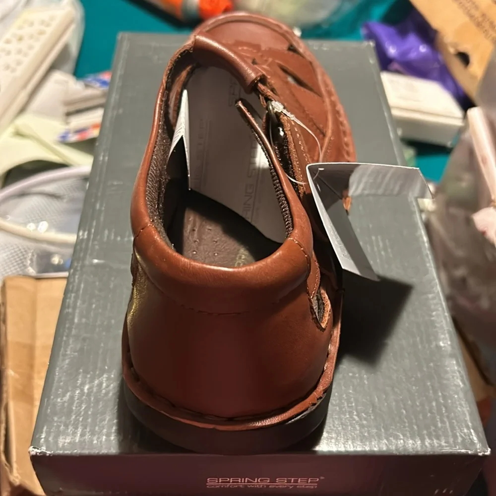 Men’s Spring Step Sandals - Picture 3 of 4